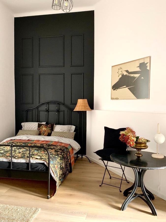Black Velvet Apartment Krakau Exterior foto